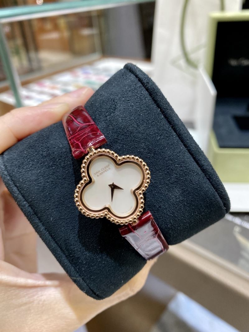 VAN CLEEF & ARPELS Watches